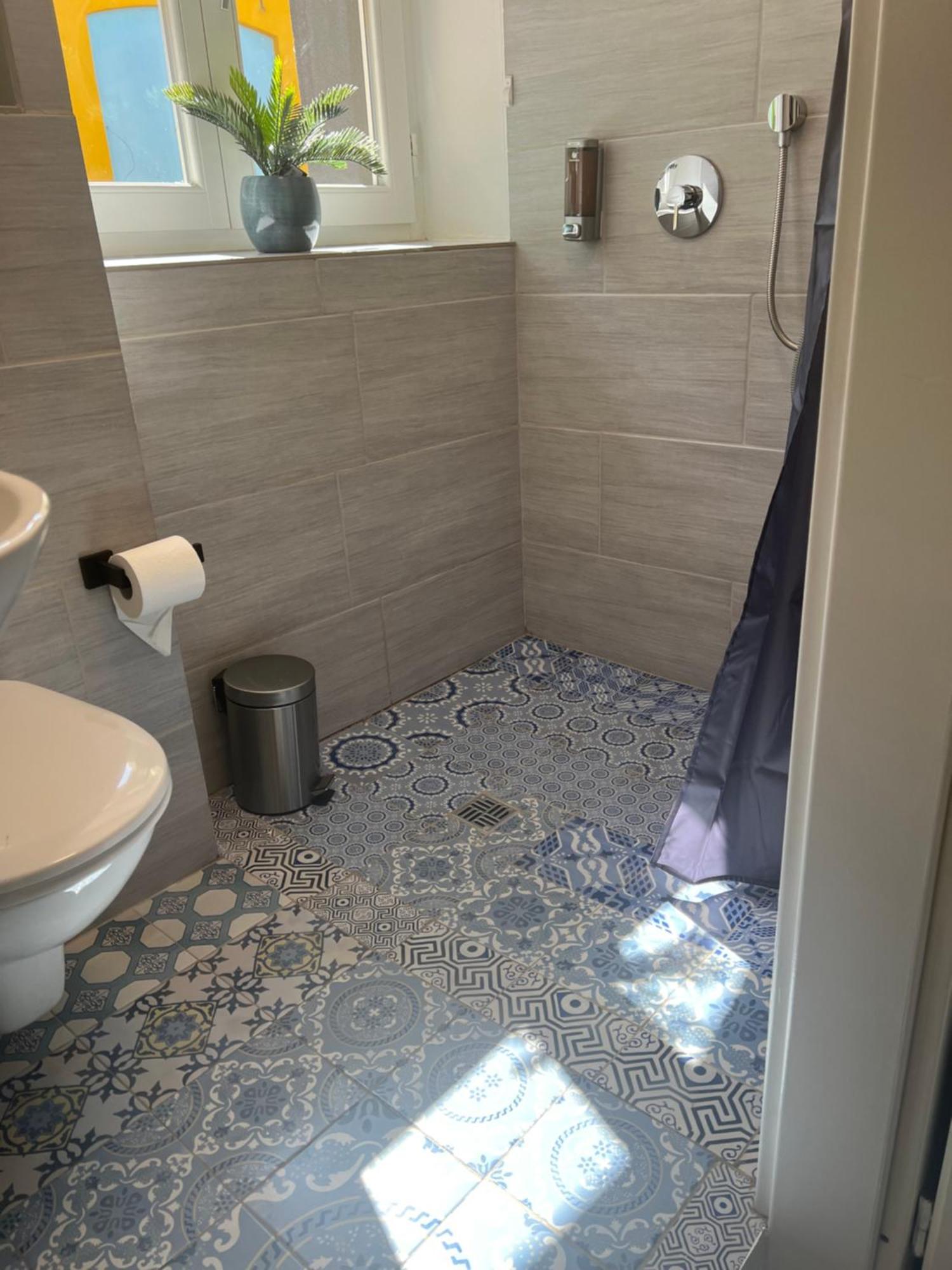 Hilde Apartments Rheinhausen Bagian luar foto